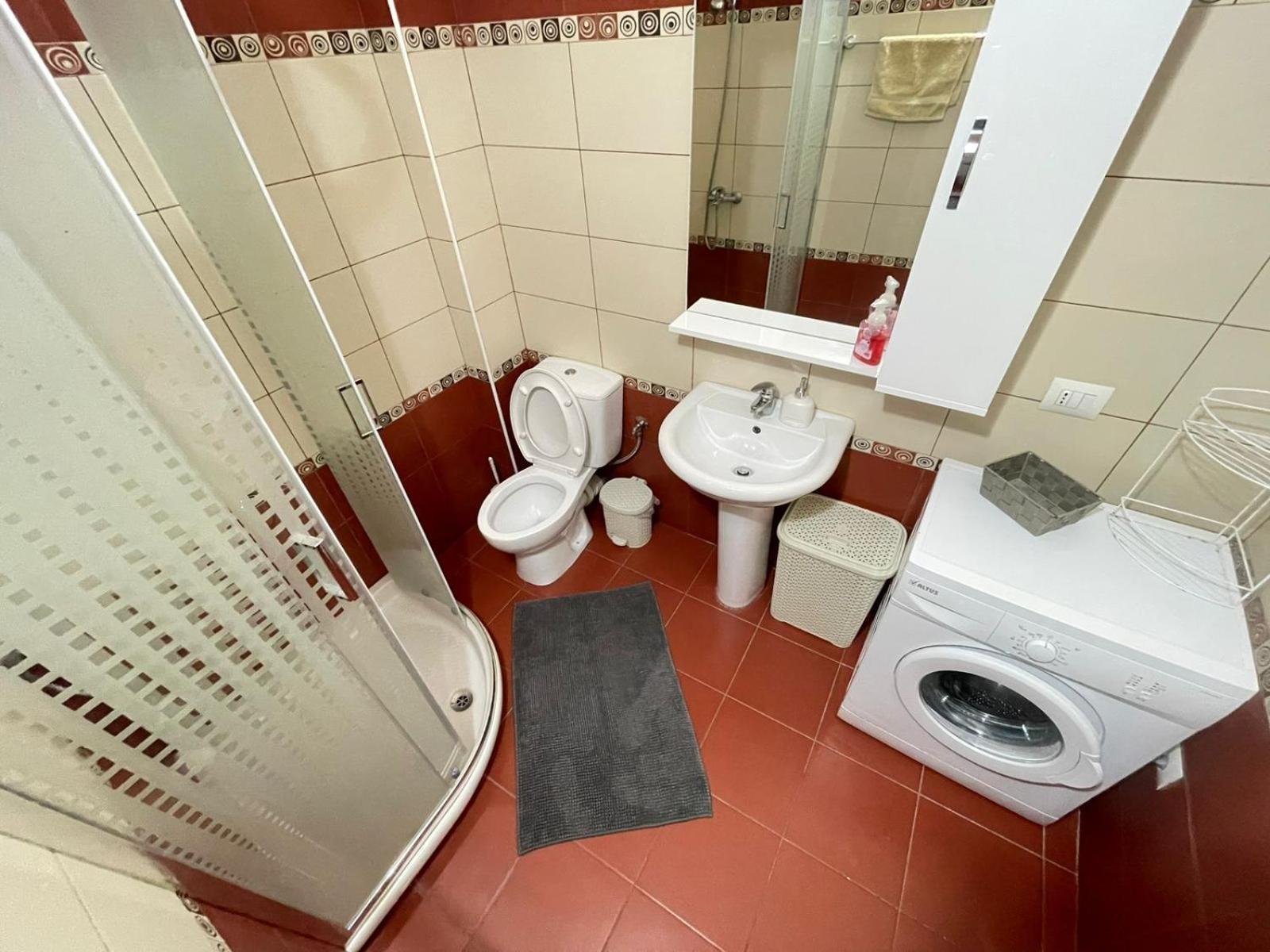 Xhemi'S Apartment Sarandë 외부 사진