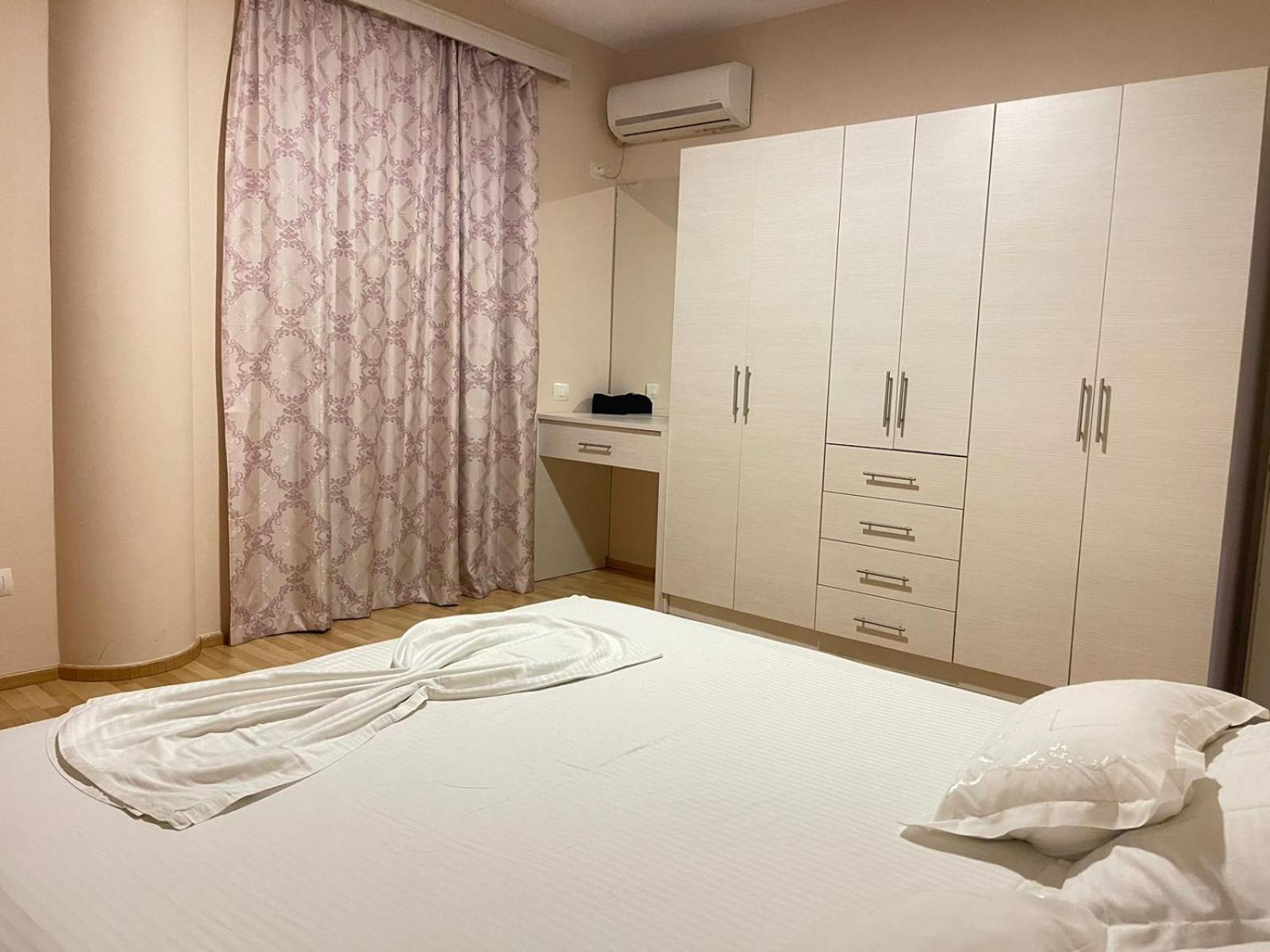 Xhemi'S Apartment Sarandë 외부 사진