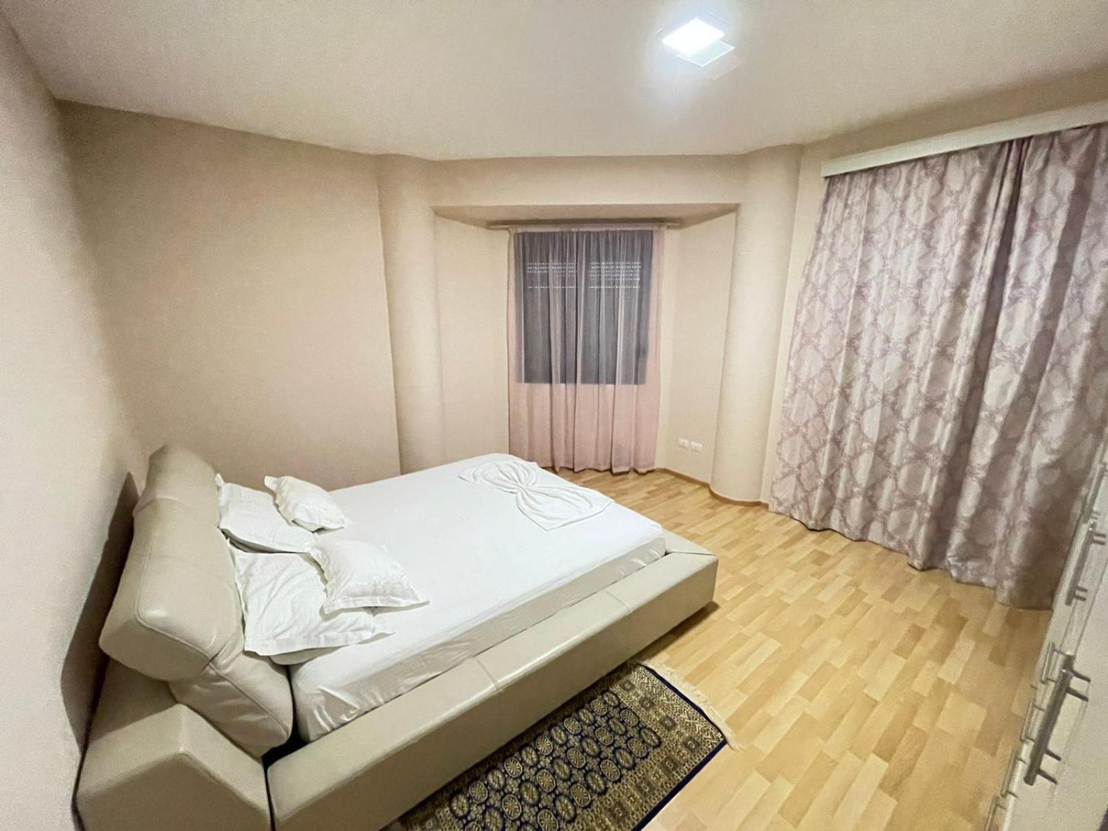 Xhemi'S Apartment Sarandë 외부 사진