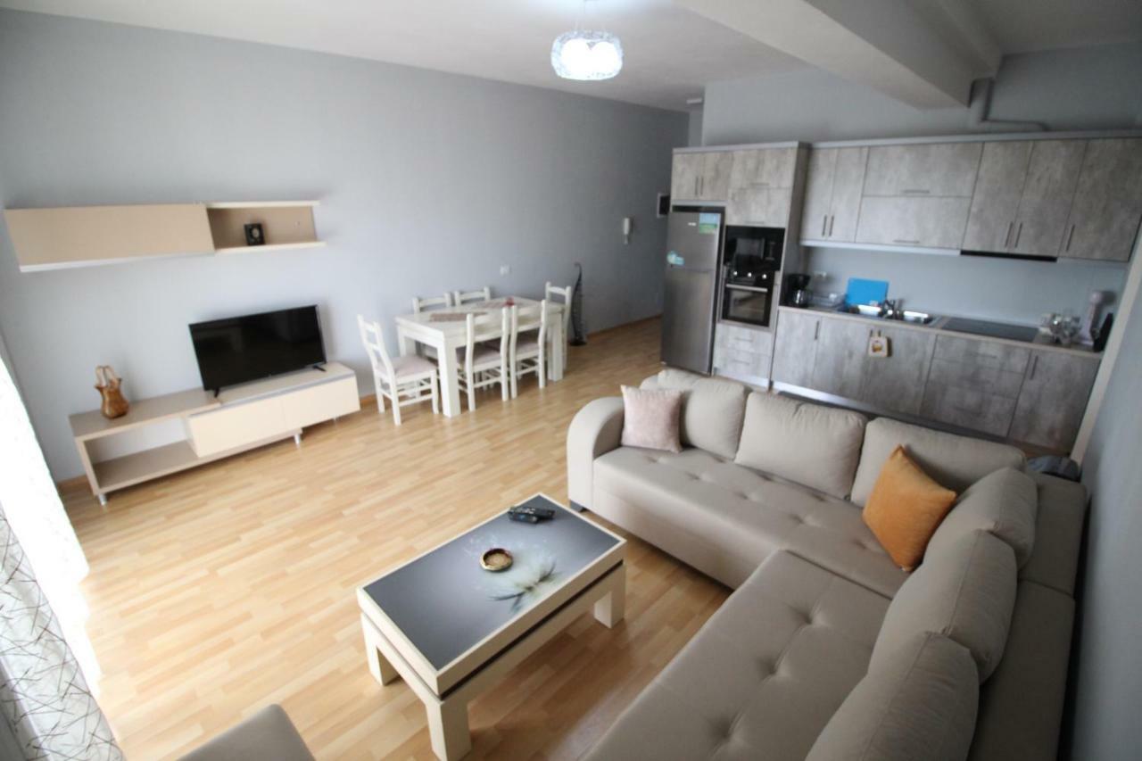 Xhemi'S Apartment Sarandë 외부 사진